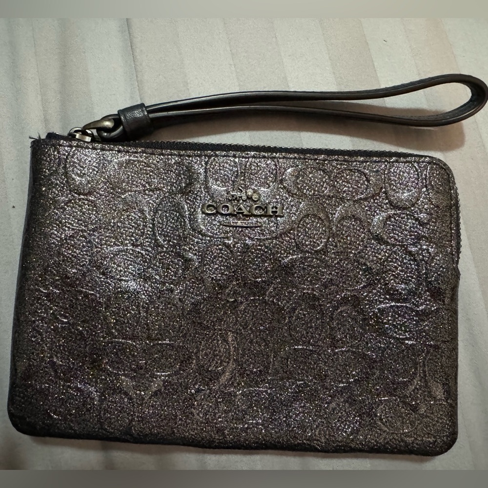 Coach Corner Zip Wristlet Gunmetal Shimmer